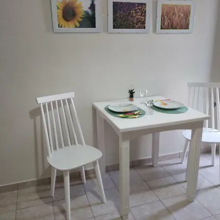 Elita Beachside Apartamento *